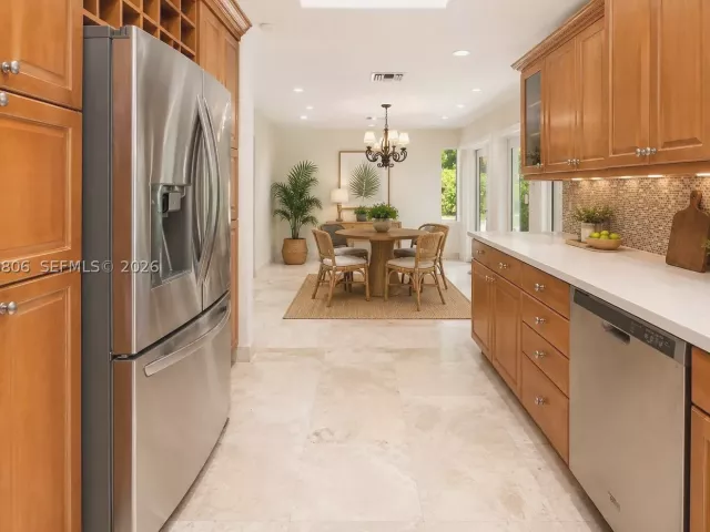 3-bedroom home for sale in Hollywood - 1030 Polk St - MondialRealty
