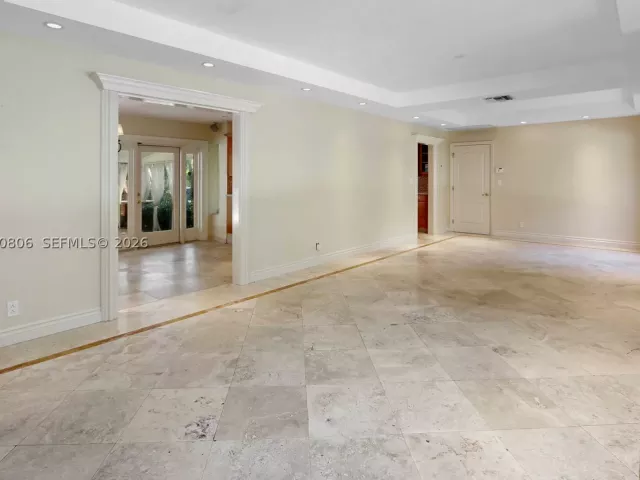 3-bedroom home for sale in Hollywood - 1030 Polk St - MondialRealty