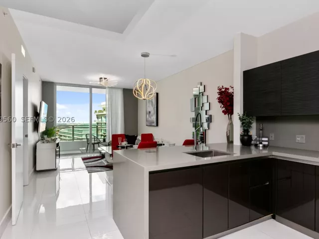 1-bedroom condo for rent in Miami - 1080 Brickell Ave 4103 - MondialRealty