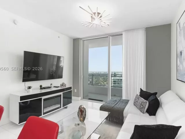1-bedroom condo for rent in Miami - 1080 Brickell Ave 4103 - MondialRealty