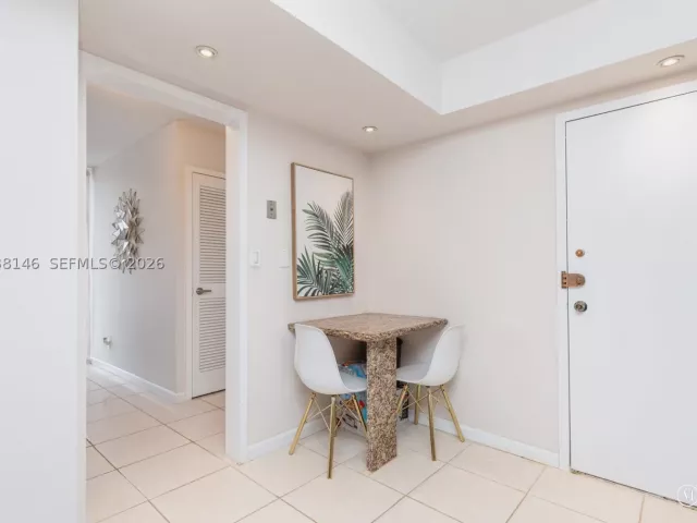 2-bedroom condo for sale in Hallandale Beach - 2030 S Ocean Dr 307 - MondialRealty