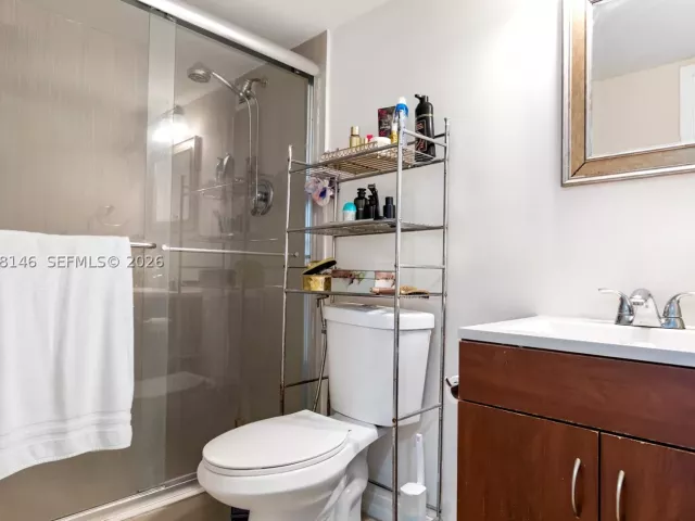 2-bedroom condo for sale in Hallandale Beach - 2030 S Ocean Dr 307 - MondialRealty