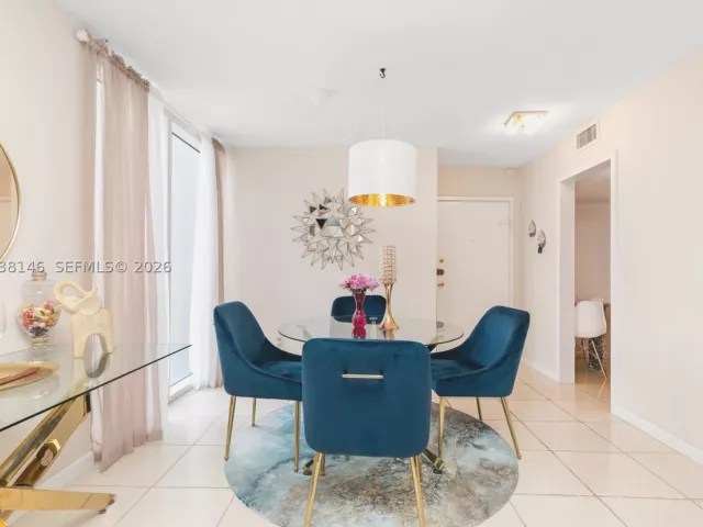 2-bedroom condo for sale in Hallandale Beach - 2030 S Ocean Dr 307 - MondialRealty