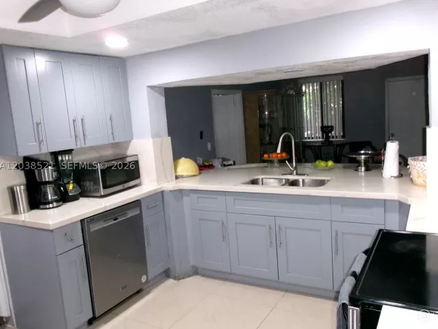 3-bedroom home for sale in Miami -  - MondialRealty