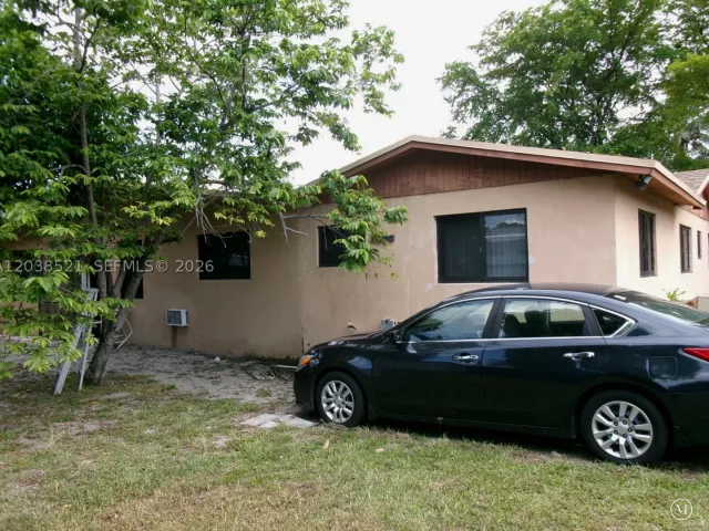 3-bedroom home for sale in Miami -  - MondialRealty