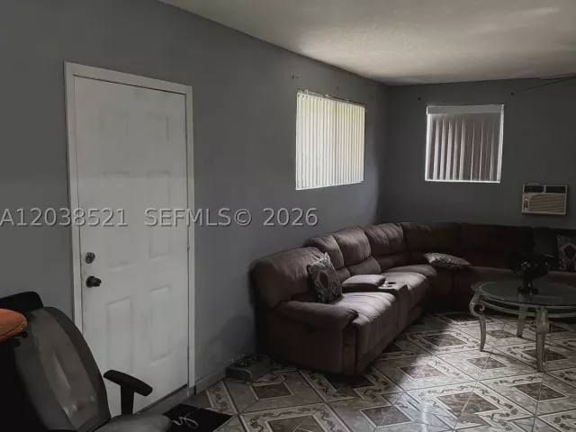 3-bedroom home for sale in Miami -  - MondialRealty