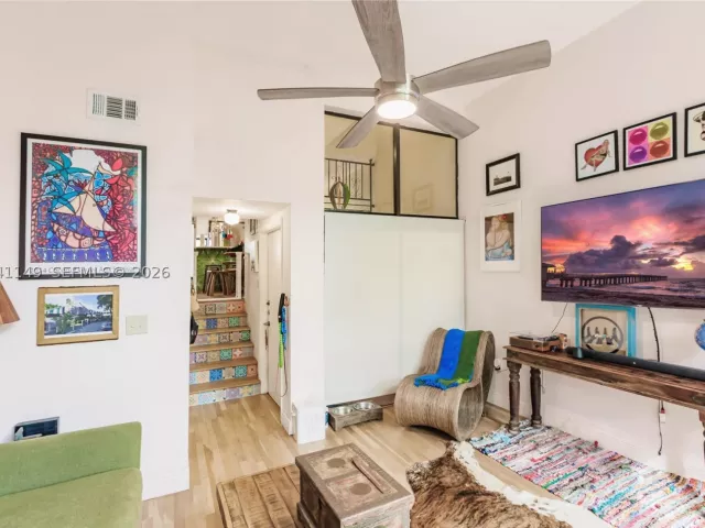 2-bedroom home for sale in Miami - 2956 Bird Ave 6 - MondialRealty