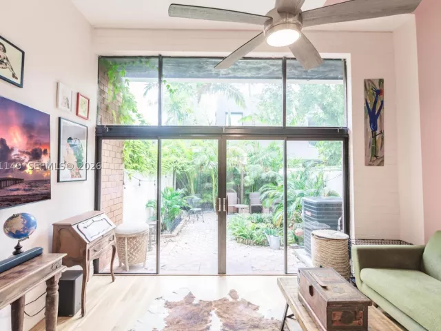 2-bedroom home for sale in Miami - 2956 Bird Ave 6 - MondialRealty