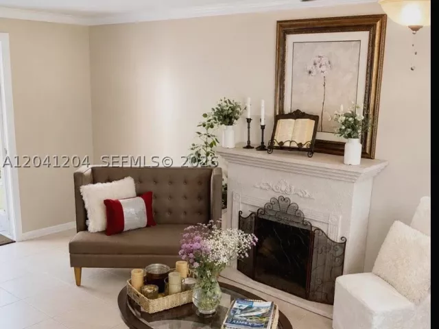 3-bedroom home for sale in Miami - 13918 SW 172nd Ter - MondialRealty