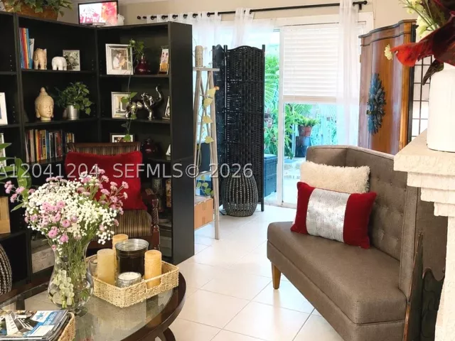 3-bedroom home for sale in Miami - 13918 SW 172nd Ter - MondialRealty