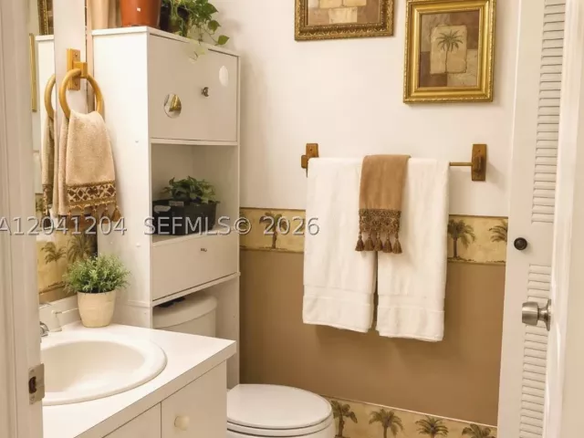 3-bedroom home for sale in Miami - 13918 SW 172nd Ter - MondialRealty