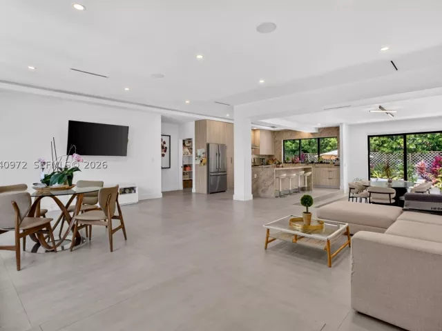 4-bedroom home for rent in Miami - 645 NE 53rd St - MondialRealty