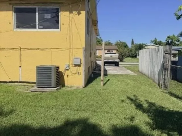 3-bedroom home for sale in Miami - 19720 NW 12th Court - MondialRealty