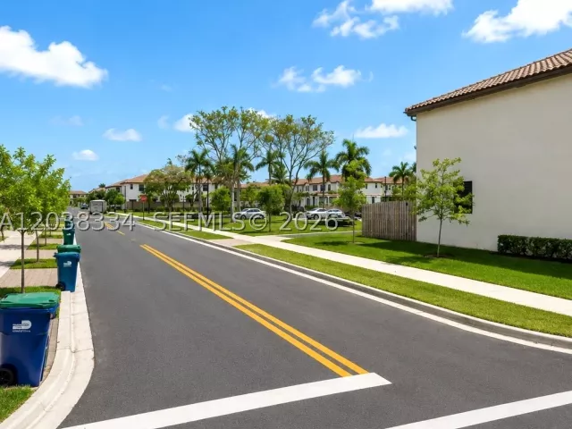 3-bedroom home for sale in Miami - 11935 SW 246th Ter - MondialRealty