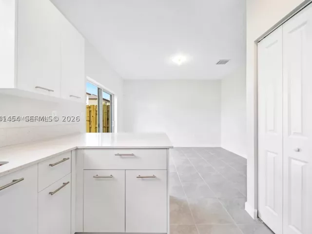 3-bedroom home for sale in Miami - 12620 NW 23rd Pl - MondialRealty