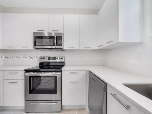 3-bedroom home for sale in Miami - 12620 NW 23rd Pl - MondialRealty
