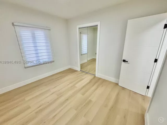 5-bedroom home for sale in Miami - 4131 NW 11th Pl - MondialRealty