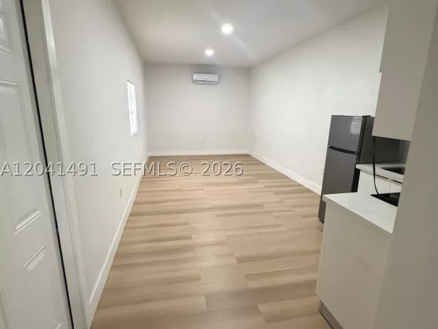 5-bedroom home for sale in Miami - 4131 NW 11th Pl - MondialRealty