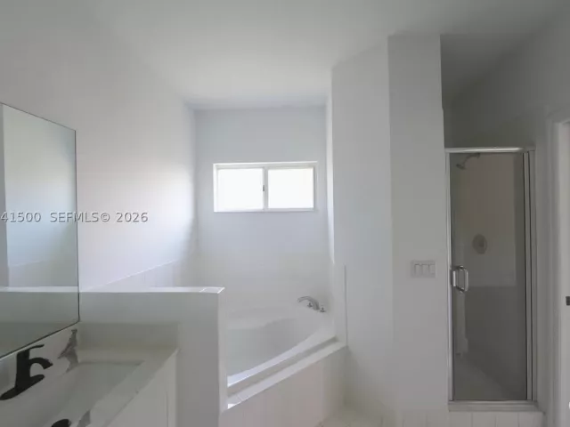 4-bedroom home for sale in Miami - 8836 SW 221 TERR - MondialRealty
