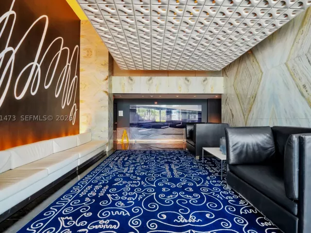 2-bedroom condo for sale in Miami - 325 S Biscayne Blvd 3921 - MondialRealty