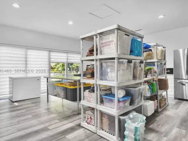 3-bedroom home for sale in Miami - 13201 SW 197th Ave - MondialRealty