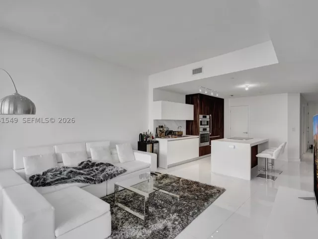 1-bedroom condo for sale in Miami - 851 NE 1st Ave 3800 - MondialRealty