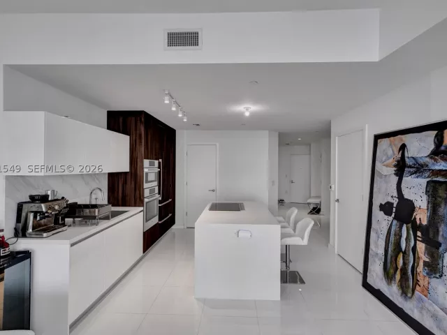 1-bedroom condo for sale in Miami - 851 NE 1st Ave 3800 - MondialRealty