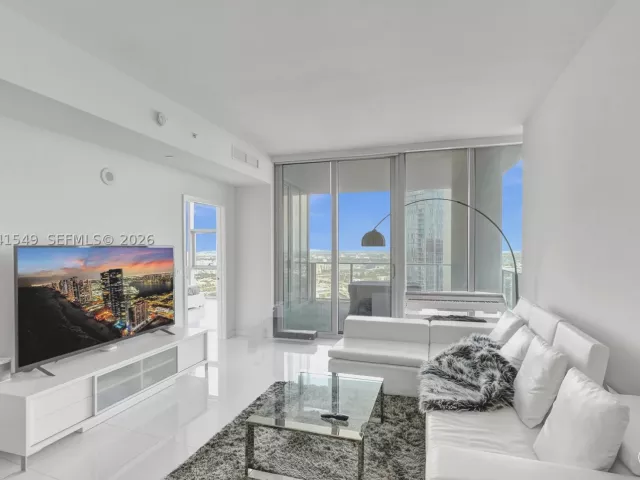 1-bedroom condo for sale in Miami - 851 NE 1st Ave 3800 - MondialRealty