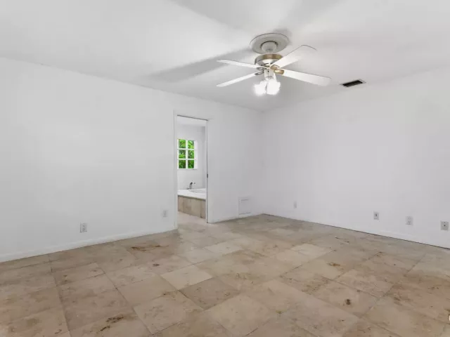 4-bedroom home for sale in West Palm Beach - 4793 Badger Avenue - MondialRealty