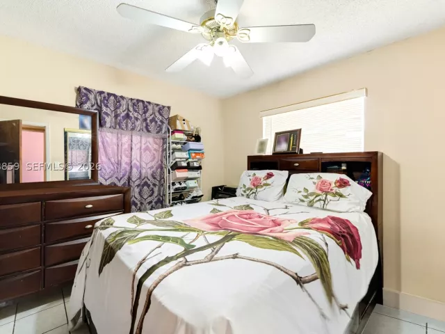 3-bedroom home for sale in Miami - 3035 NW 83 St - MondialRealty