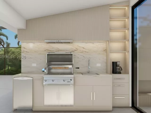 5-bedroom home for sale in Hollywood -  - MondialRealty