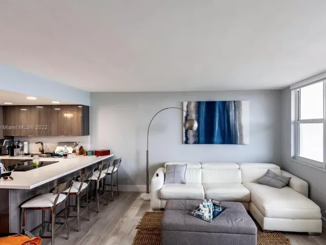 1-bedroom condo for sale in Hallandale Beach - 3180 S Ocean Drive 414 - MondialRealty