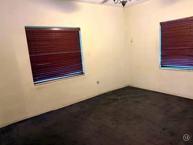 4-bedroom home for sale in Miami - 424 NE 72nd Street - MondialRealty