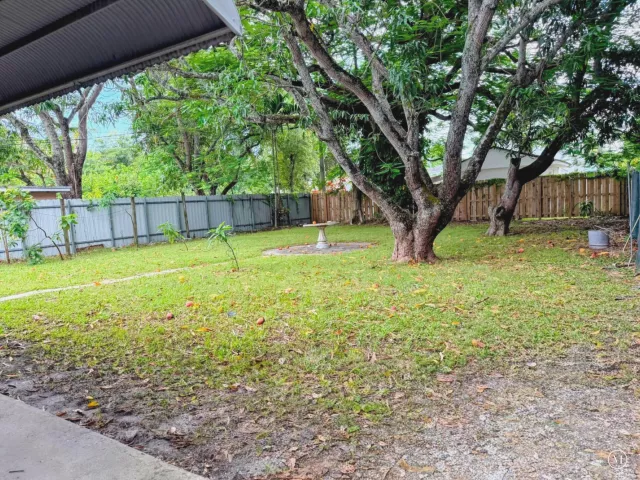 4-bedroom home for sale in Miami - 424 NE 72nd Street - MondialRealty