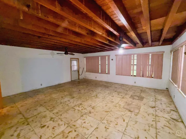 4-bedroom home for sale in Miami - 424 NE 72nd Street - MondialRealty