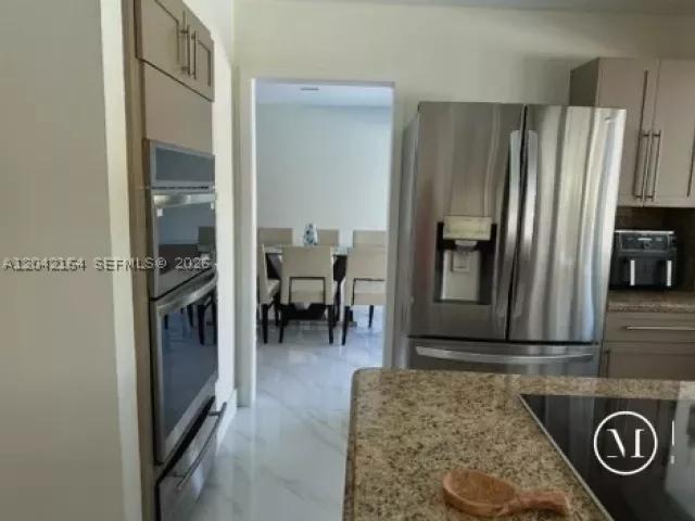4-bedroom home for rent in Miami - 13461 SW 98th Pl 13461 - MondialRealty