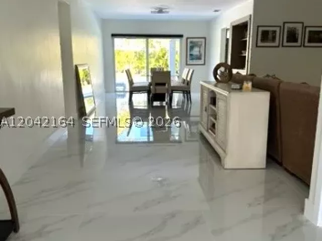 4-bedroom home for rent in Miami - 13461 SW 98th Pl 13461 - MondialRealty
