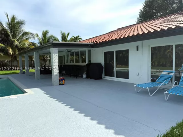 4-bedroom home for rent in Miami - 13461 SW 98th Pl 13461 - MondialRealty