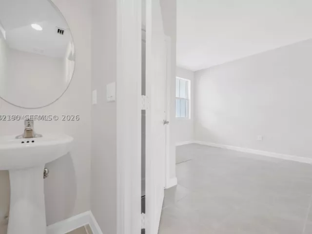 3-bedroom home for sale in Miami - 12532 NW 23rd Pl - MondialRealty