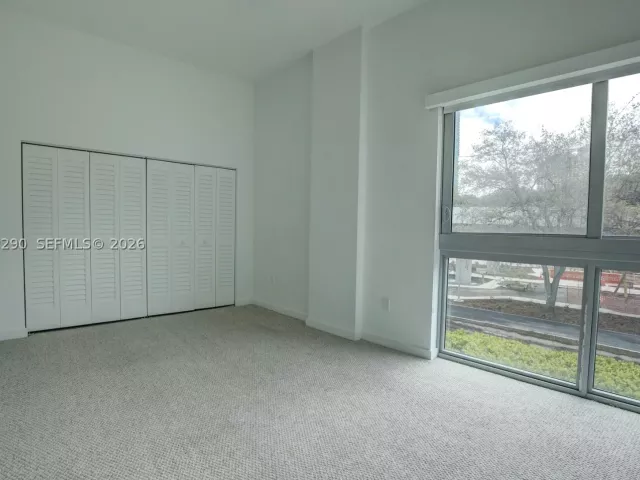 2-bedroom home for rent in Miami - 1600 SW 1st Ave TH-09 - MondialRealty