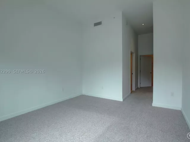 2-bedroom home for rent in Miami - 1600 SW 1st Ave TH-09 - MondialRealty