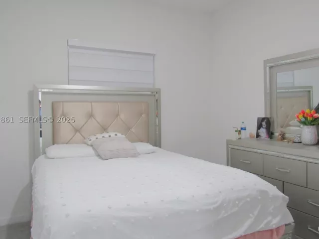 4-bedroom home for sale in Miami - 16825 SW 109th Pl - MondialRealty
