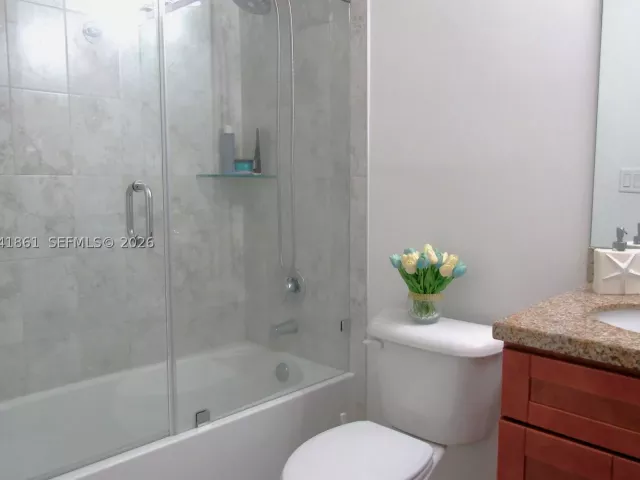 4-bedroom home for sale in Miami - 16825 SW 109th Pl - MondialRealty