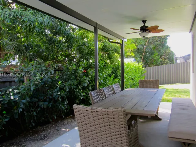 4-bedroom home for sale in Miami - 16825 SW 109th Pl - MondialRealty