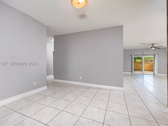 3-bedroom home for sale in Miami Gardens - 2750 NW 170th St - MondialRealty