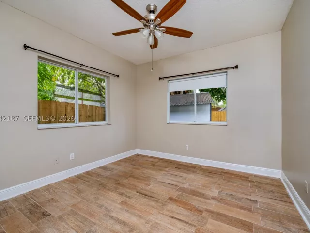 3-bedroom home for sale in Miami Gardens - 2750 NW 170th St - MondialRealty