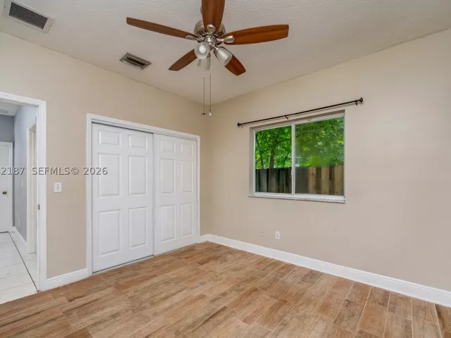 3-bedroom home for sale in Miami Gardens - 2750 NW 170th St - MondialRealty