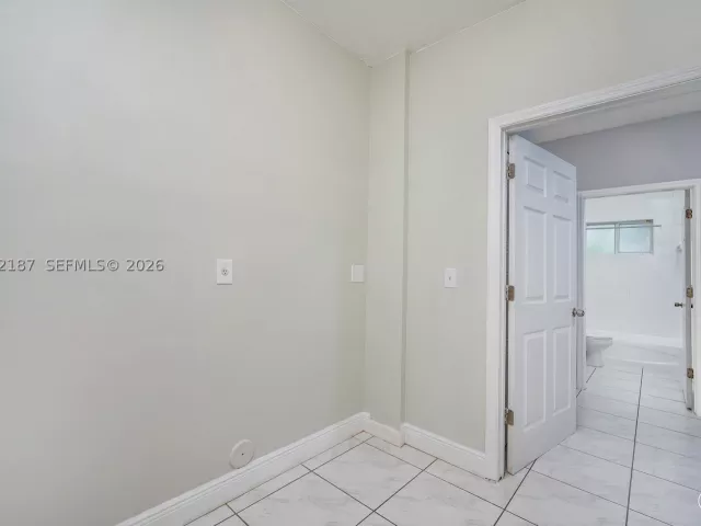 3-bedroom home for sale in Miami Gardens - 2750 NW 170th St - MondialRealty