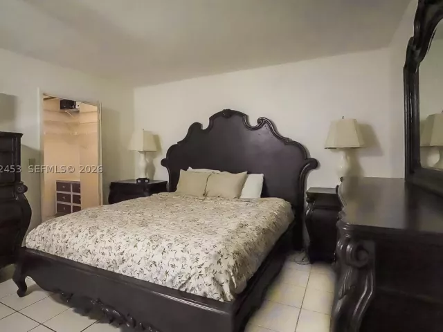 3-bedroom home for sale in Miami - 10920 SW 143rd Ct - MondialRealty