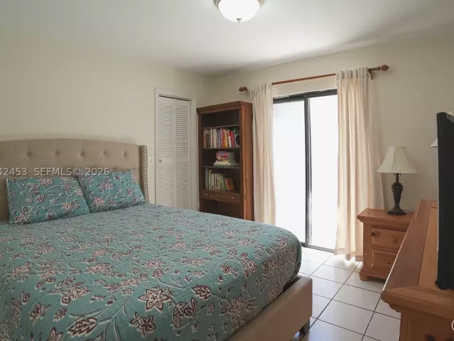 3-bedroom home for sale in Miami - 10920 SW 143rd Ct - MondialRealty